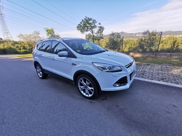 Ford Kuga 2013 2.0TDCI 4X4 AUTOMATICO LIBRO REV FO