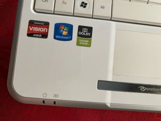 PORTÁTIL Packard Bell Negro-Plata