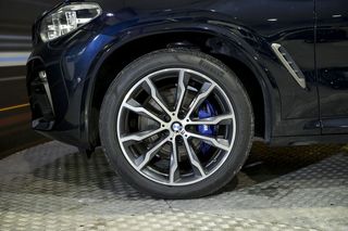 BMW X4   M40d