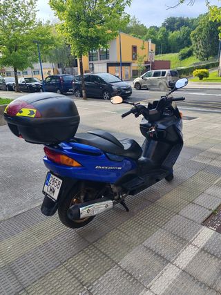 Suzuki Burgman 150cc  43mil kilometros -