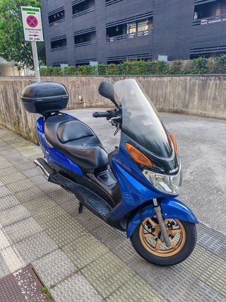 Suzuki Burgman 150cc  43mil kilometros -