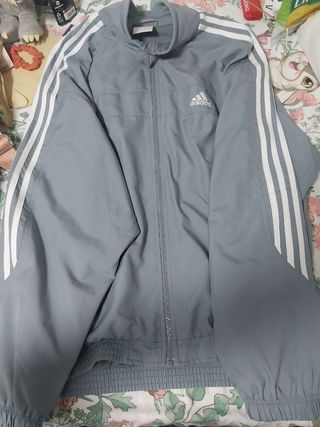 Chaqueta Adidas gris - Deportiva