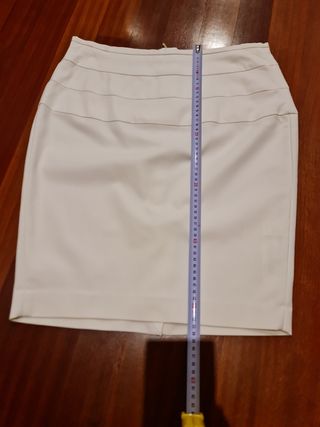 Falda lápiz Zara blanca