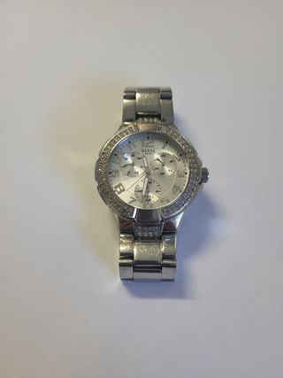 Reloj GUESS Mujer Plata Steel 144503L1.  Sin pila.
