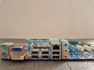 Gigabyte GA-H61M-D2-B3 + i3 3220