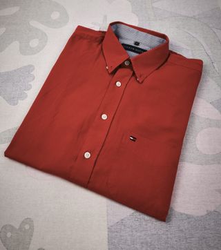 Camisa Tommy Hilfiger L (tamanho 21)