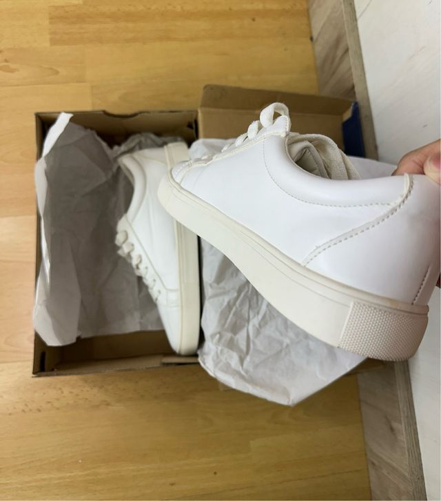 URGENTE SCARPE DA DONNA BIANCHE