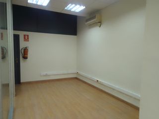 Vendo Local oficinas a pie de calle en Gandia
