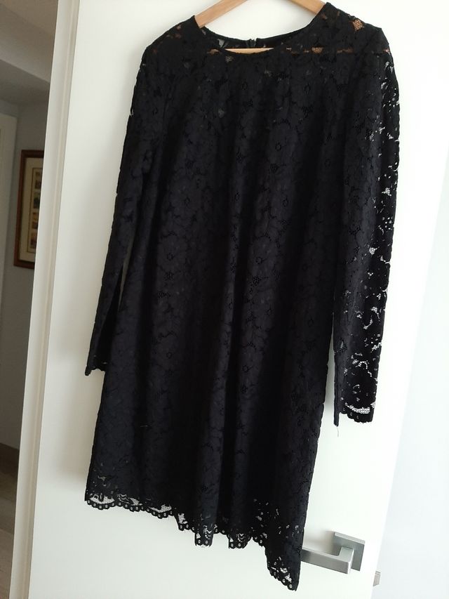 Vestido negro encaje