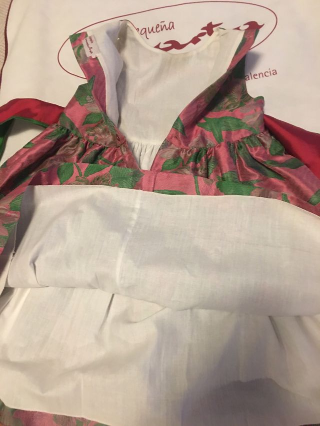 Vestido niña 6 años - floral, largo 70 cms