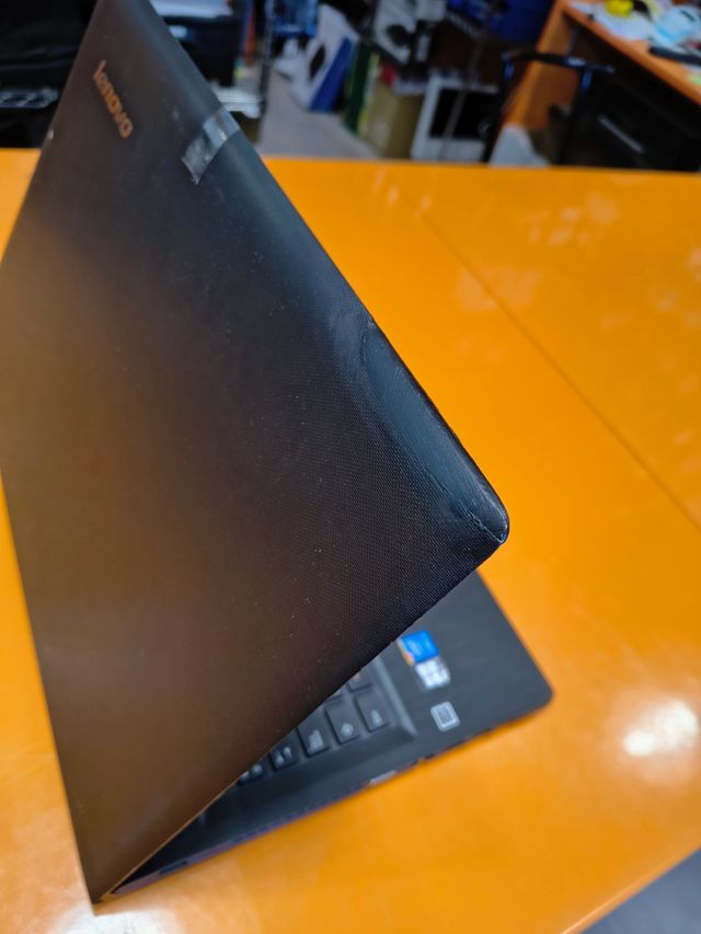 Lenovo G50-12GB RAM-SSD500GB-i3