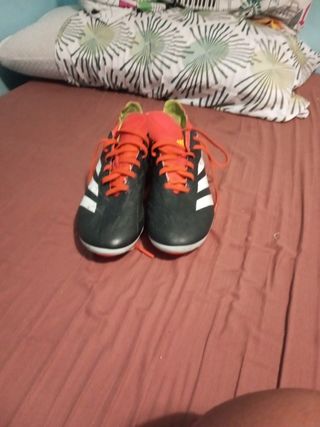 Botas fútbol Adidas Predator talla 40