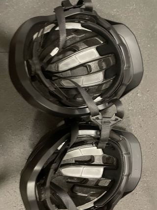 2 Cascos bici Rockrider