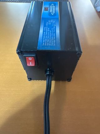 Inversor 12V DC - 230V AC 150W