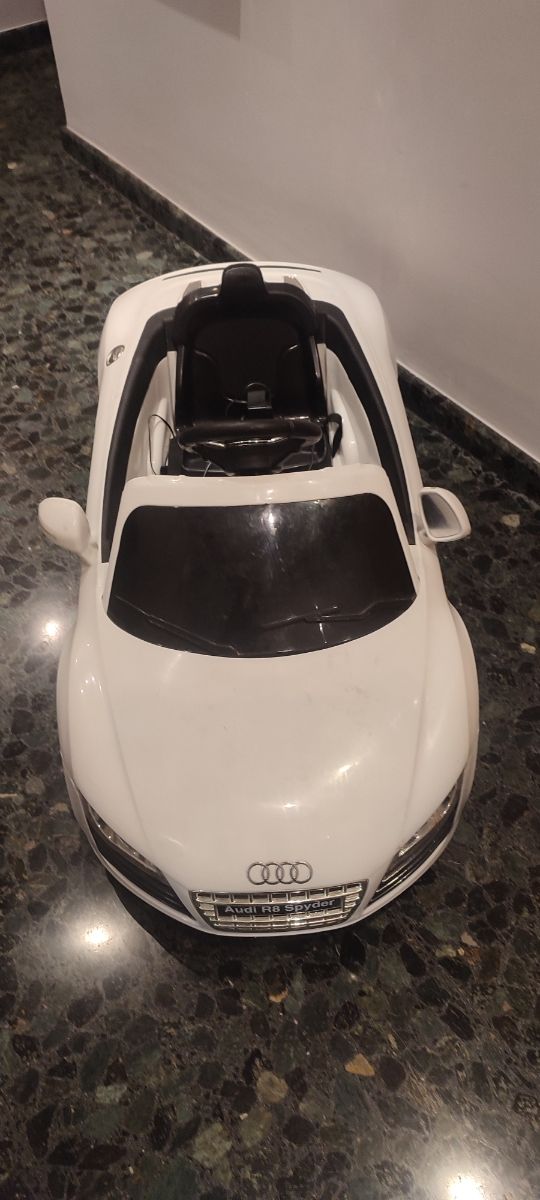 Coche niñ@ Audi R8