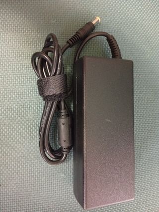 Cargador portátil para portátil 