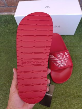 Chanclas Emporio Armani rojas - nuevas