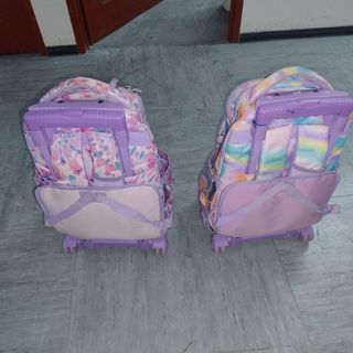 2 Mochilas Carro Totto