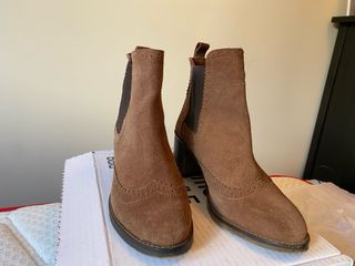 Botines serraje marrón