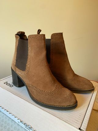 Botines serraje marrón