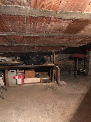 Trastero en buhardilla.