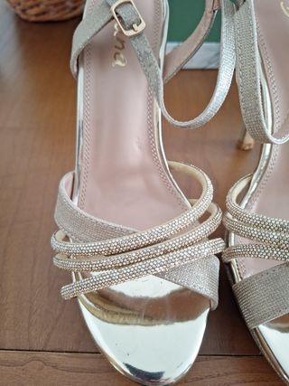 Sandalias Fiesta Doradas