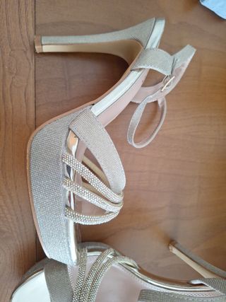 Sandalias Fiesta Doradas