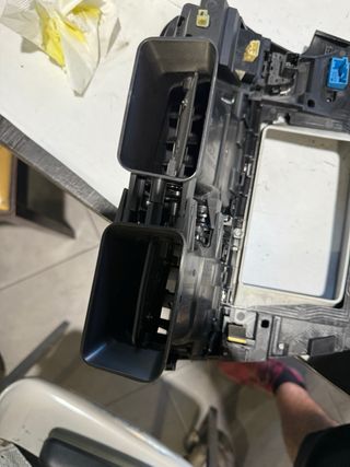 Panel radio Citroen: frontal