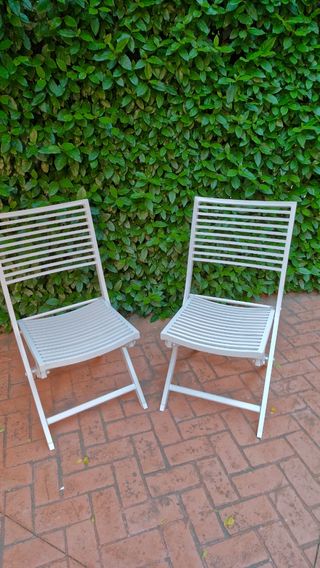 2 Sillas aluminio plegables blancas