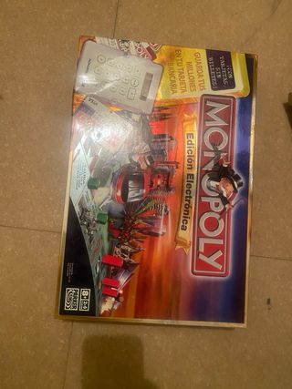 Juego de mesa. -
Monopoly Electrónico como nuevo.