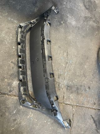 despiece componentesdel paragolpe Peugeot 3008