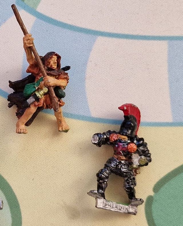 Minis Warhammer Quest: 2 figuras