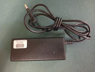 Cargador HP portátil