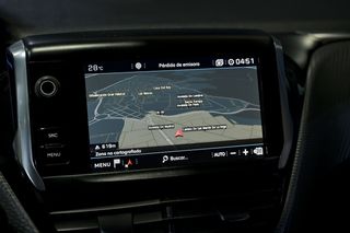 Peugeot 2008   Allure BlueHDi 120 SS EAT6