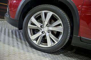 Peugeot 2008   Allure BlueHDi 120 SS EAT6