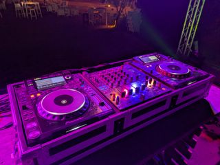 Equipo DJ en alquiler - Reserva ahora!