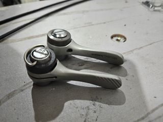 Palancas Shimano 105