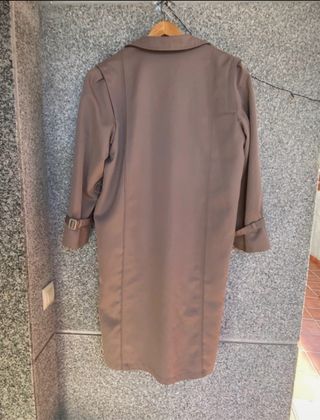 Gabardina larga beige