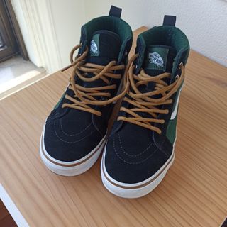 Vans Sk8-Hi - Talla 38 - Verde y Negro