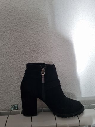 Botines negros mujer tacón