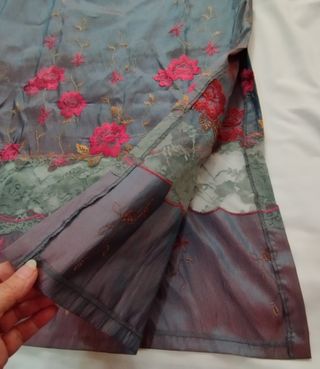 Vestido fiesta sin estrenar con la  etiqueta