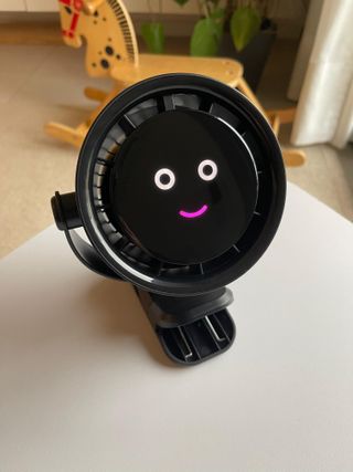 Pequeño potente ventilador oficina o camping