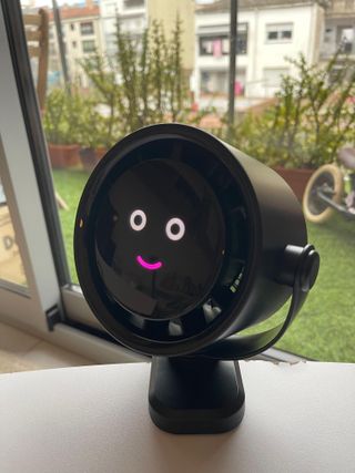 Pequeño potente ventilador oficina o camping