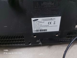 TV Samsung 32" - Negro