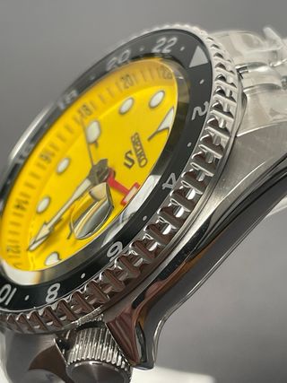 Reloj Seiko 5 Sport GMT Yellow SSK017K1 Made Japan