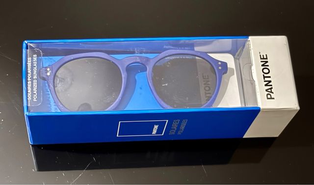 Gafas sol Pantone azules