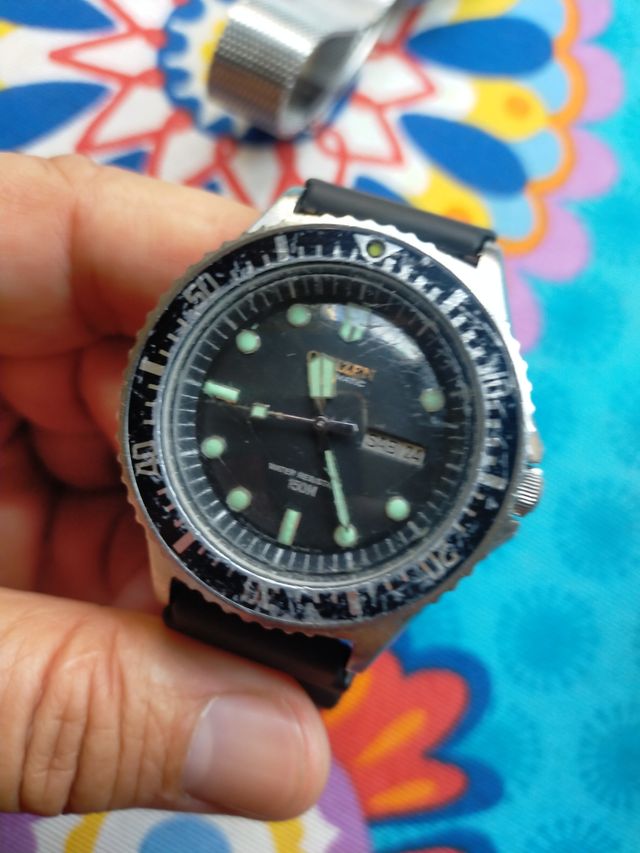 Reloj Citizen diver 150M 51-2273