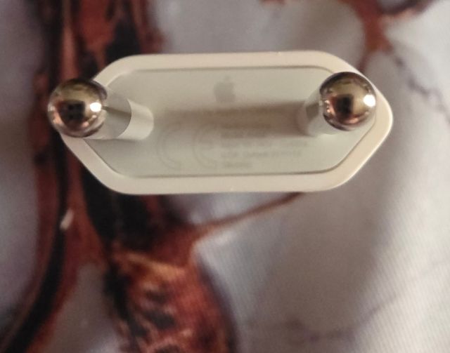 Caricabatterie Apple originale