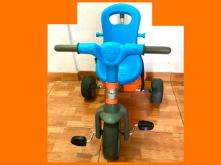 Triciclo infantil c/ manillar