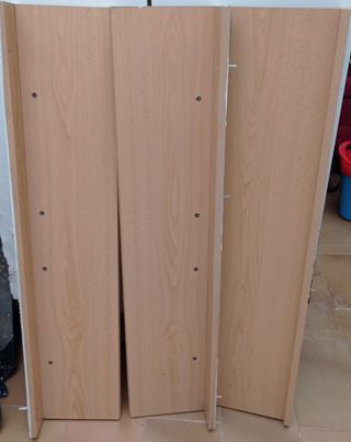 Estanterías madera marrón